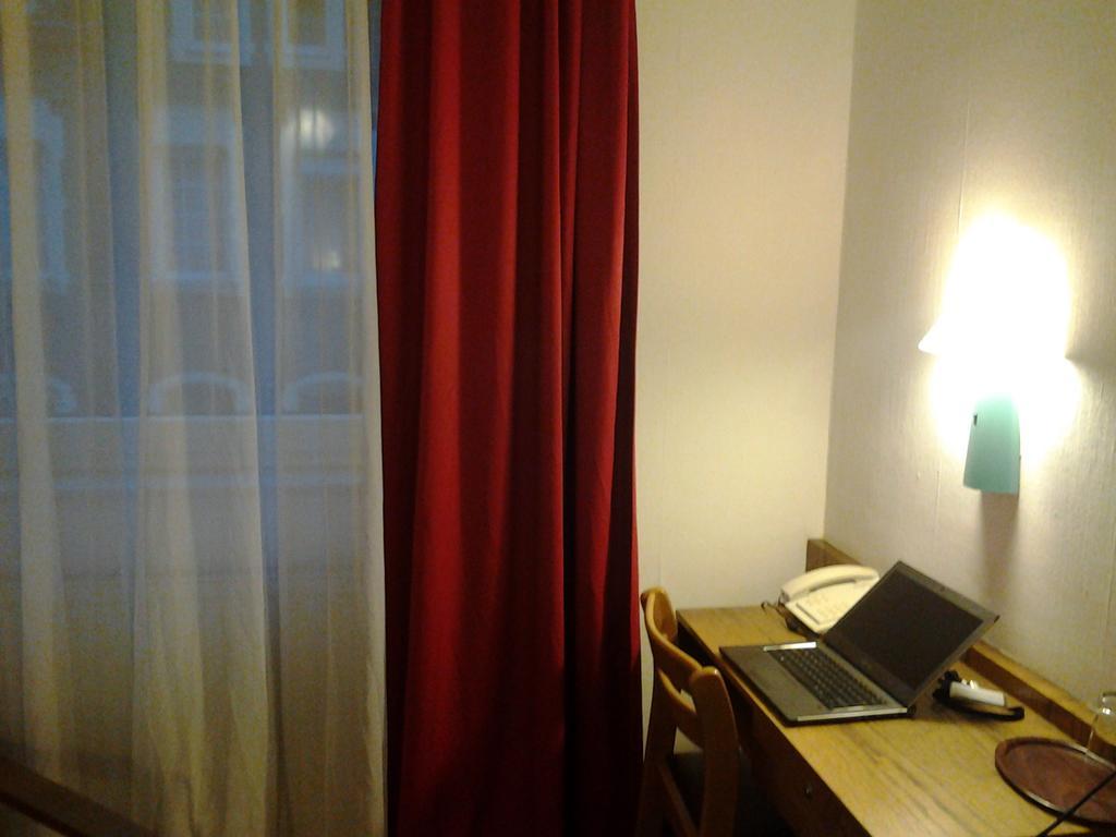 S&L Hotel Нойс Экстерьер фото