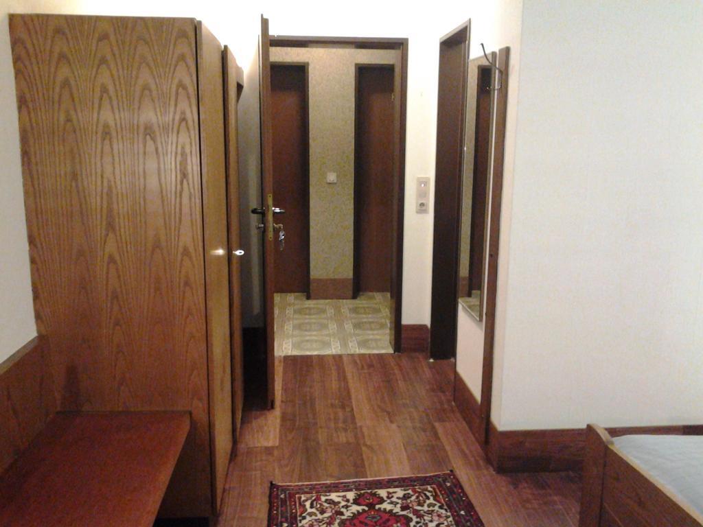 S&L Hotel Нойс Экстерьер фото